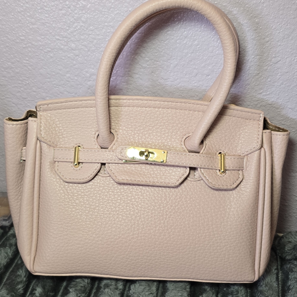 Elegant Blush Pink Structured Top-Handle Bag